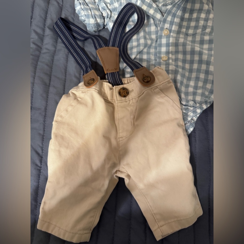 Carter's Blue Checkered Suspenders Outfit-NB - Picture 2 of 4